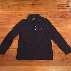 size 5 navy vineyard vine shirt